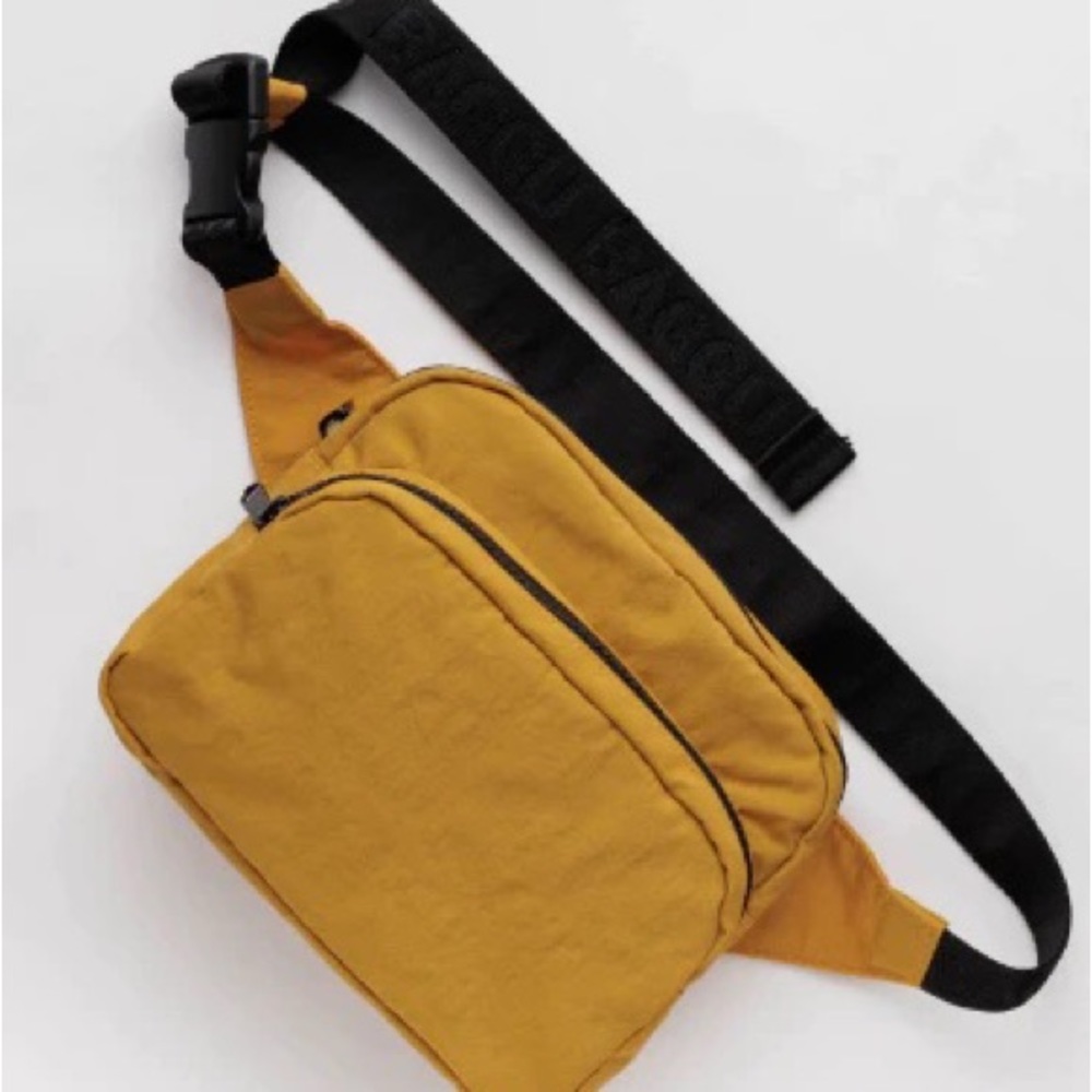 Baggu Fanny Pack in Turmeric